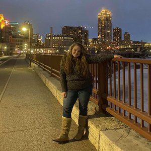 Meet your Posher, Emma